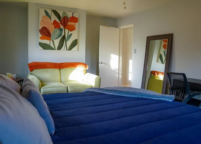2br Retreat Close To Downtown & Park *